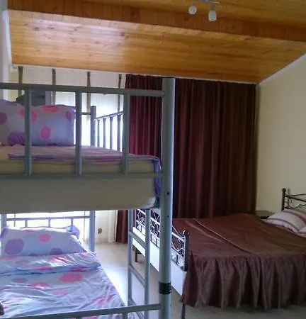 Проживание в семье Vila De La Mare
