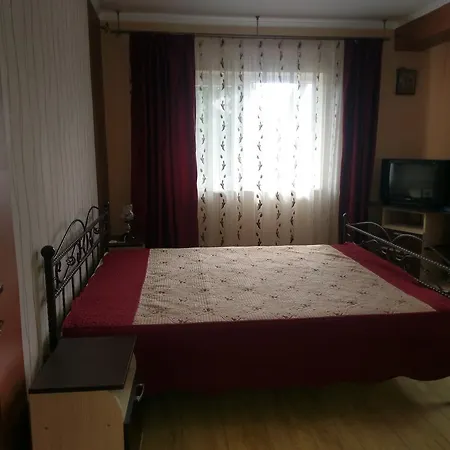 Vila De La Mare Проживание в семье *